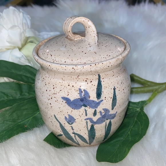 Hand Made Pottery with Lid Sign Unique - Picture 6 of 17